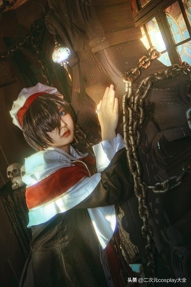 ����ִ�¡���ʫ���Ķ�cos���������ߺ����ģ���Ȼ���е㱻˧��