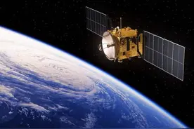 华为新手机能连接北斗卫星，没信号没电也能用，苹果这次落后了图片