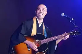 ​日本最帅和尚：白天念经，晚上开演唱会，迷倒1700多万人图片