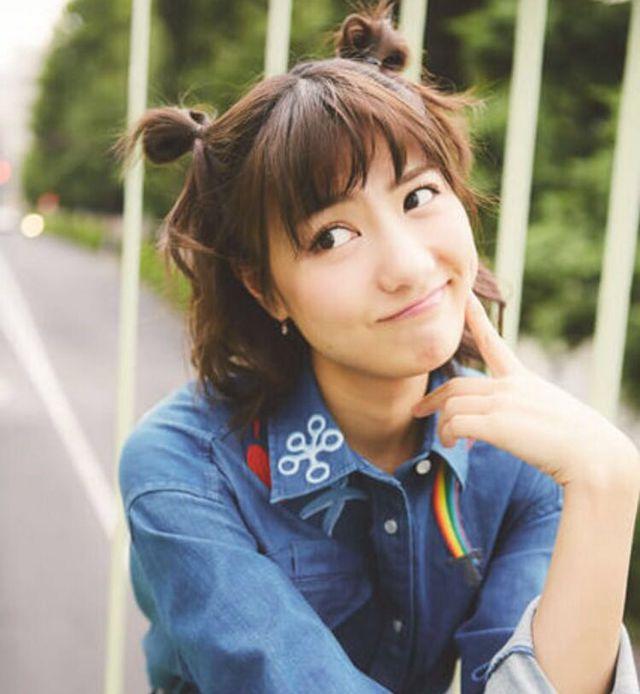 戴卡奥特曼第五位角色，怪兽专家兼驾驶员，严厉的副队长姐姐