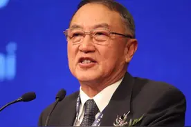 司马南pk柳传志：企业家一生努力不敌一张嘴图片