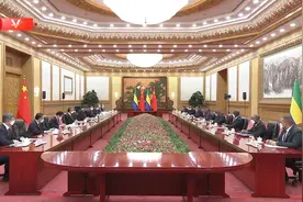 独家视频丨习近平：将中加两国提升为全面战略合作伙伴关系图片