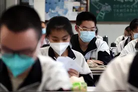 乌鲁木齐考区2023年普通高考人数28186人 高考前，请查看这条温馨提示图片