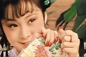 三更半夜，晴雯进了宝玉的被窝后又做了4件不该做的事，惹祸上身图片