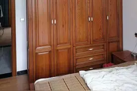 衣柜门定制多少钱一平方（衣柜改推拉门多少钱）图片