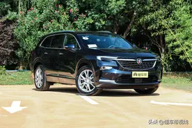 新车 | 售33.99万，别克昂科旗六座版发布，竞争福特探险者、途昂等图片