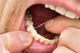 专治「塞牙缝」！5种应对方法「招招见效」！#吃东西老塞牙图片