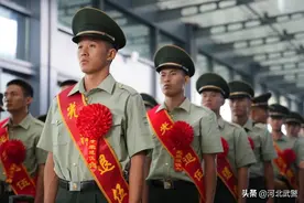 再见军营，盘点退伍前的暖心时刻图片