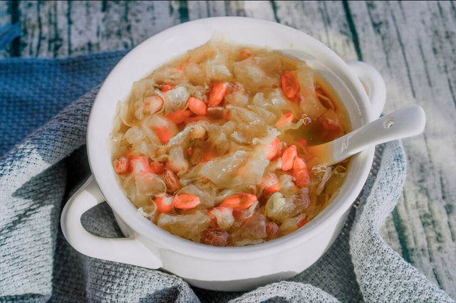 女人吃花胶最能补充胶原蛋白吗 2026年女人吃花胶最能补充胶原蛋白吗为