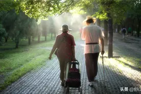 一个人，讨厌串门走亲，不想跟亲戚往来，那他是这几种人图片