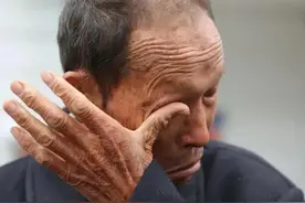 忘记父亲的生日我竟习以为常，但父亲从来不会忘记我的生日图片