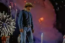 烟花爆竹“爆单”，价格翻四五倍，花炮行业就要翻身了？图片