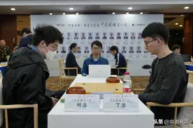 王者归来？ 名人战柯洁力擒新科世界冠军丁浩杀进八强图片