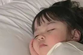 和女朋友聊天的雷区有哪些图片