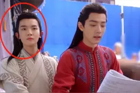 同是顶流！马天宇迟到不背台词，肖战却让李明德去自己房车休息图片