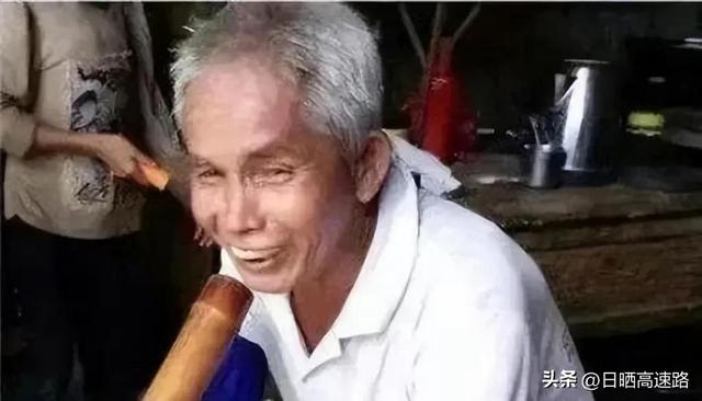 90后夫妻12年间生了10个孩子，丈夫表示：不懂怎么避孕