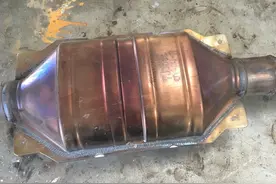 三元催化器回收价格多少钱一斤-为什么那么贵？图片