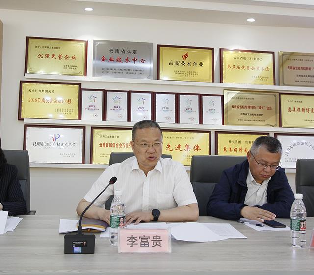 这8位明星,"背后势力"深不可测,有人祖父曾是开国将军(中国巨力集团)