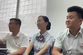 浙江桐乡民泰村镇银行负责人谈“员工徒手接女童”：每一个员工都是一步步培养起来的图片