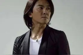 郑伊健唱歌也很好听图片