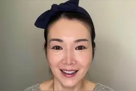 香港知名女星被质疑患病，瘦成皮包骨，直播时面色苍白显老态图片