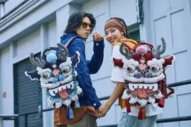 从摆地摊到年入700万，80后夫妻从欠债到逆袭，被故宫老院长点赞图片