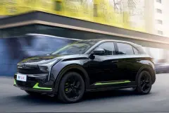 11.88万元，2023款哪吒U-II挑战版车型现已上市图片