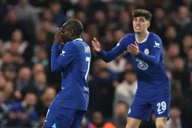 欧冠惨败出局！切尔西老板一脸生无可恋：6亿投资，四大皆空图片