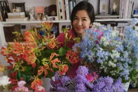 62岁钟楚红晒美照庆生，膝下至今无儿无女，独自继承亡夫上亿遗产图片