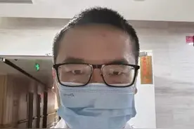 潮声丨失业一年，上岗三周，“揭黑”医生张煜又离职了图片