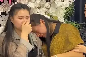 陈杨梅认亲后续：姑姑爆内幕，养父真面目露出，网友：细思极恐图片