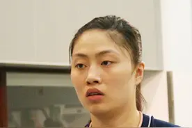 “背飞女皇”马蕴雯：排球生涯一言难尽，退役后嫁了好人家图片