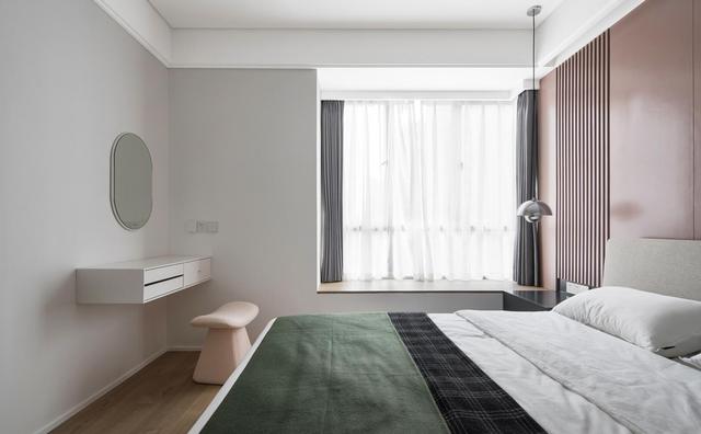 这才是130㎡户型该有的空间感，布局思路十分巧妙，非常大气