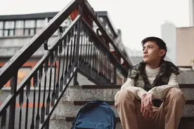 那个“乖孩子”，患上了“微笑抑郁症”……家长的“为你好”，可能会害了孩子！图片