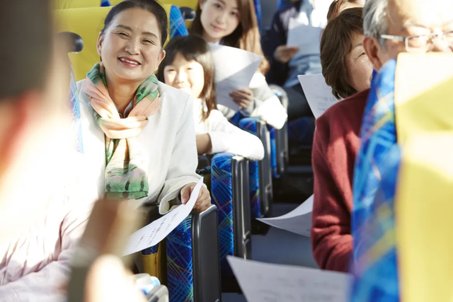 预警已发，禁令已下，为何无人阻止那辆驶向海岸的观光车？