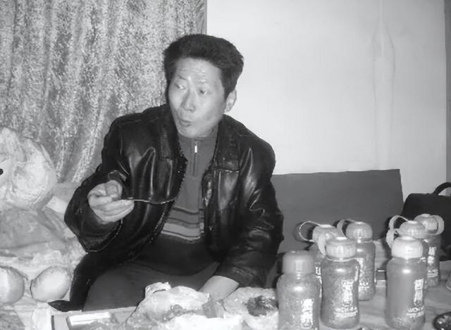 “辣王”李永志：5斤辣椒配白酒，破世界纪录，如今下场令人同情
