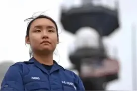 3年前站在美国军舰上，用中文喊话我国海军的华人女兵，她怎样了图片