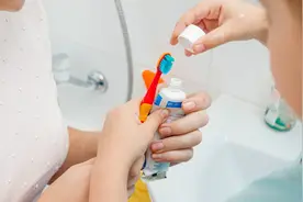 如何给孩子挑选牙刷，让孩子一口好牙？图片