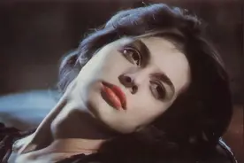 男女主颜值超高的一部伦理爱情片《你不要走》图片