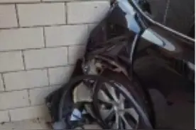 特斯拉维修费20万？理赔人员否认：材料费13万元以上，人工费未定图片