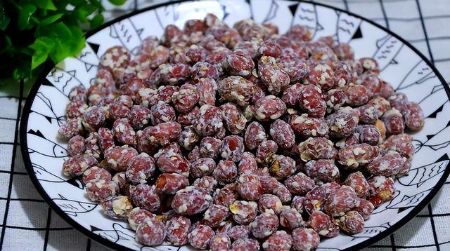 秋季花生成熟，全身都是宝！被称“长生果”，分享4种花生米做法