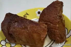 孩子长高的时候经常卤点牛肉放冰箱，每天切几片吃吃很好的图片
