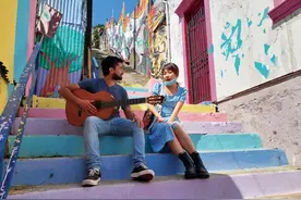 闺蜜日本留学，回了老家小县城图片