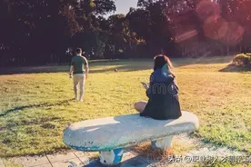 塔罗占卜：你讨厌的那个人，最近过得怎样？图片