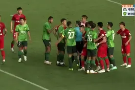 从“方昊被拖拽”事件谈谈国安凝聚力问题图片