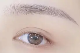 南宁纹绣课程：纹眉后涂修复液的具体作用图片