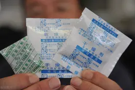 食品干燥剂别扔掉了，好多人都不知道它的功效，环保还实用图片