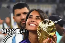 梅西夺冠，央视贺炜的解说词破防了，“足球诗人”走红背后二三事图片