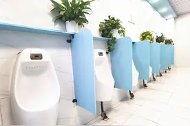 厕所也可以成为学校的“景点”图片