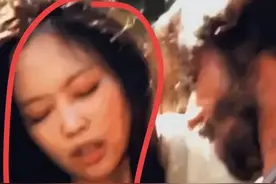 韩国顶流女爱豆，自愿堕落拍美国擦边剧，画面糟糕令人羞耻图片